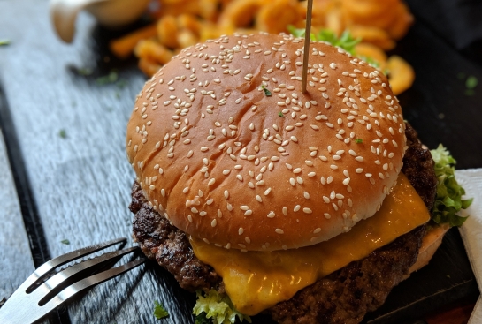 Closeup cheeseburger